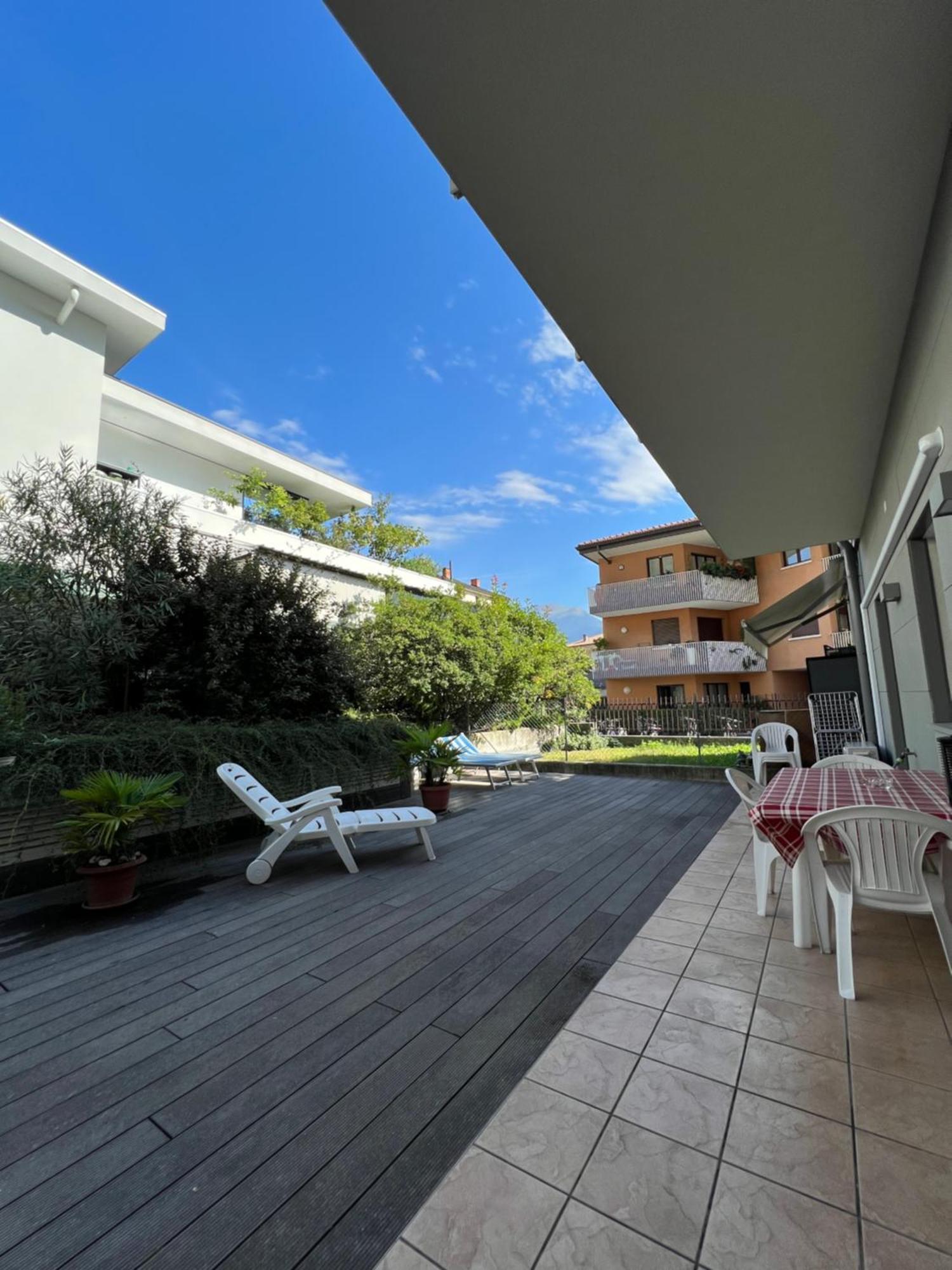 Appartamento Noi Due Riva del Garda Luaran gambar